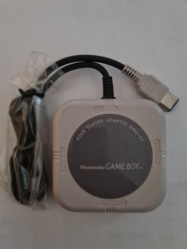NINTENDO GAMEBOY FOUR PLAYER adapter, Spelcomputers en Games, Gebruikt, 1 speler, Racen en Vliegen, Ophalen of Verzenden
