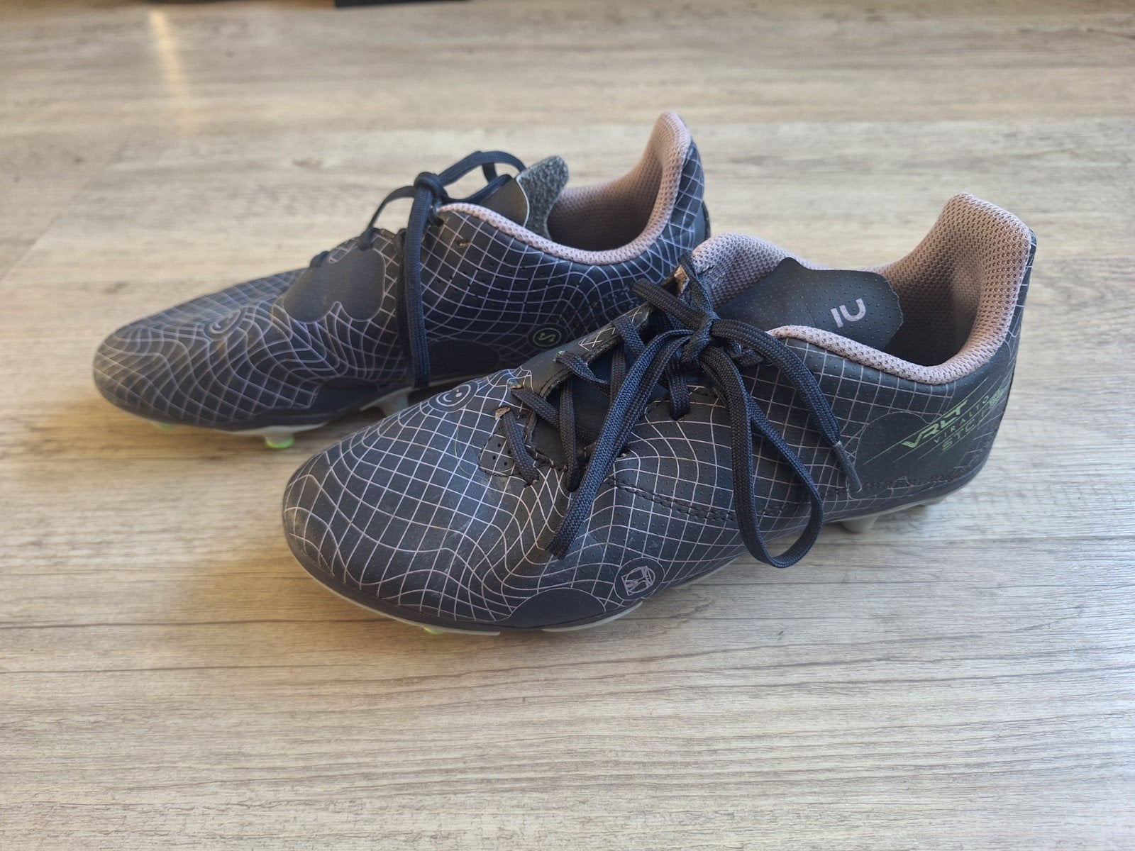 Kipsta Viralto voetbalschoenen maat 37, Maat XS of kleiner, Schoenen, Ophalen of Verzenden, Zo goed als nieuw