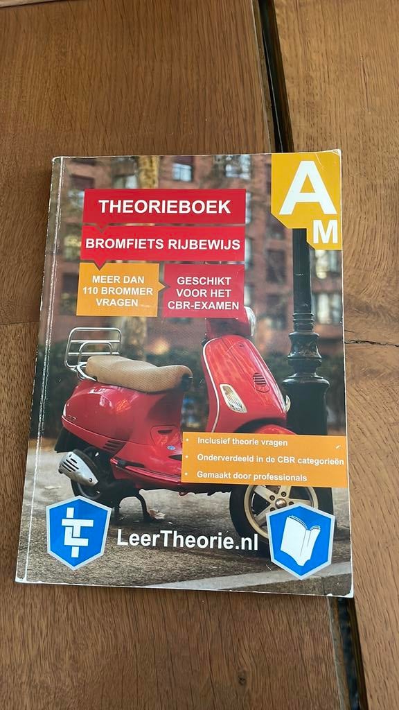 Theorie boek bromfiets, Ophalen, Zo goed als nieuw, Algemeen