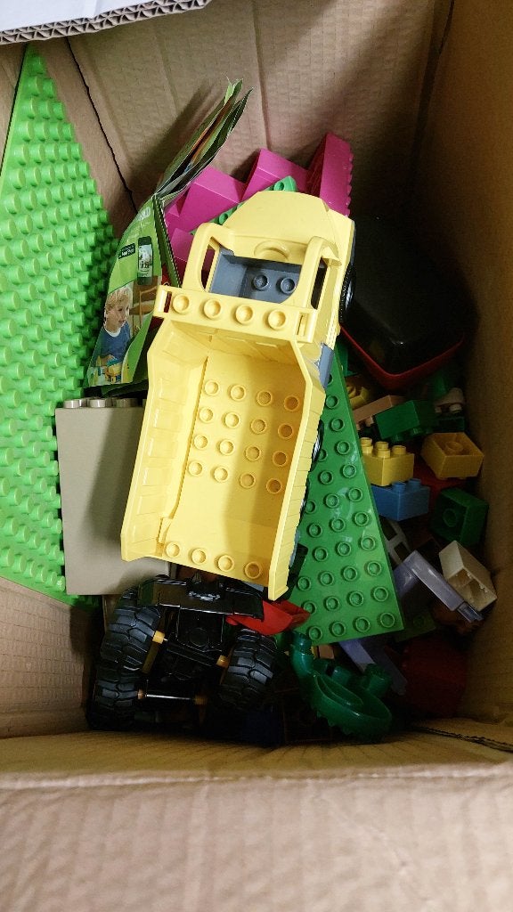 Grote doos met Duplo, Ophalen, Zo goed als nieuw, Duplo