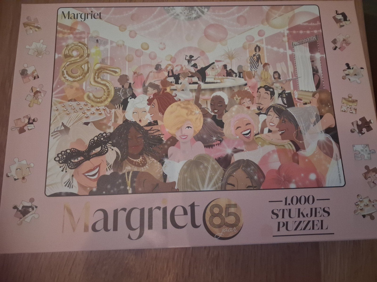 Margriet puzzel 1000stuks compleet, Ophalen of Verzenden, 500 t/m 1500 stukjes, Zo goed als nieuw