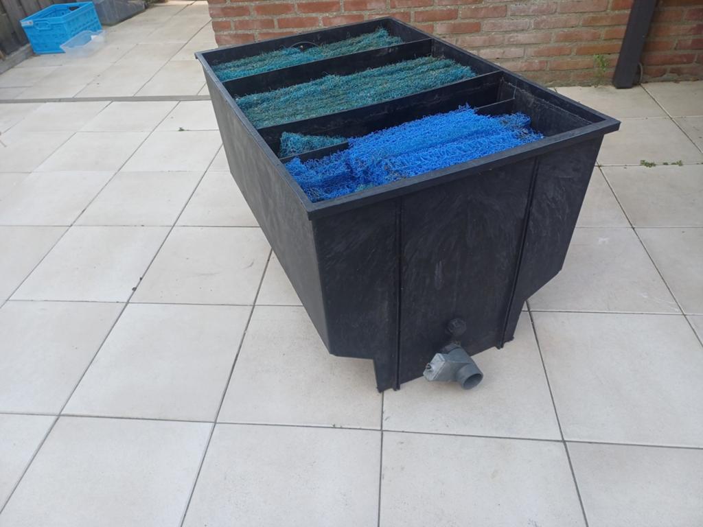 Vijverfilter met 3 kamers en filtermedia, Ophalen of Verzenden