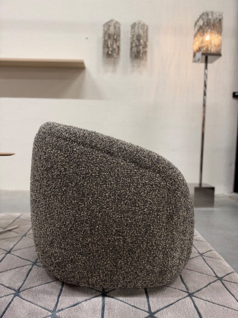 Nieuw Pode Balini Fauteuil met poef Nuvola stof, Leolux, Info@leolux.nl, Nieuw, 75 tot 100 cm