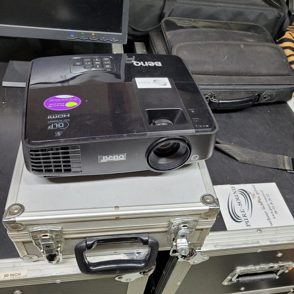 Te koop beamer, Ophalen of Verzenden, LED