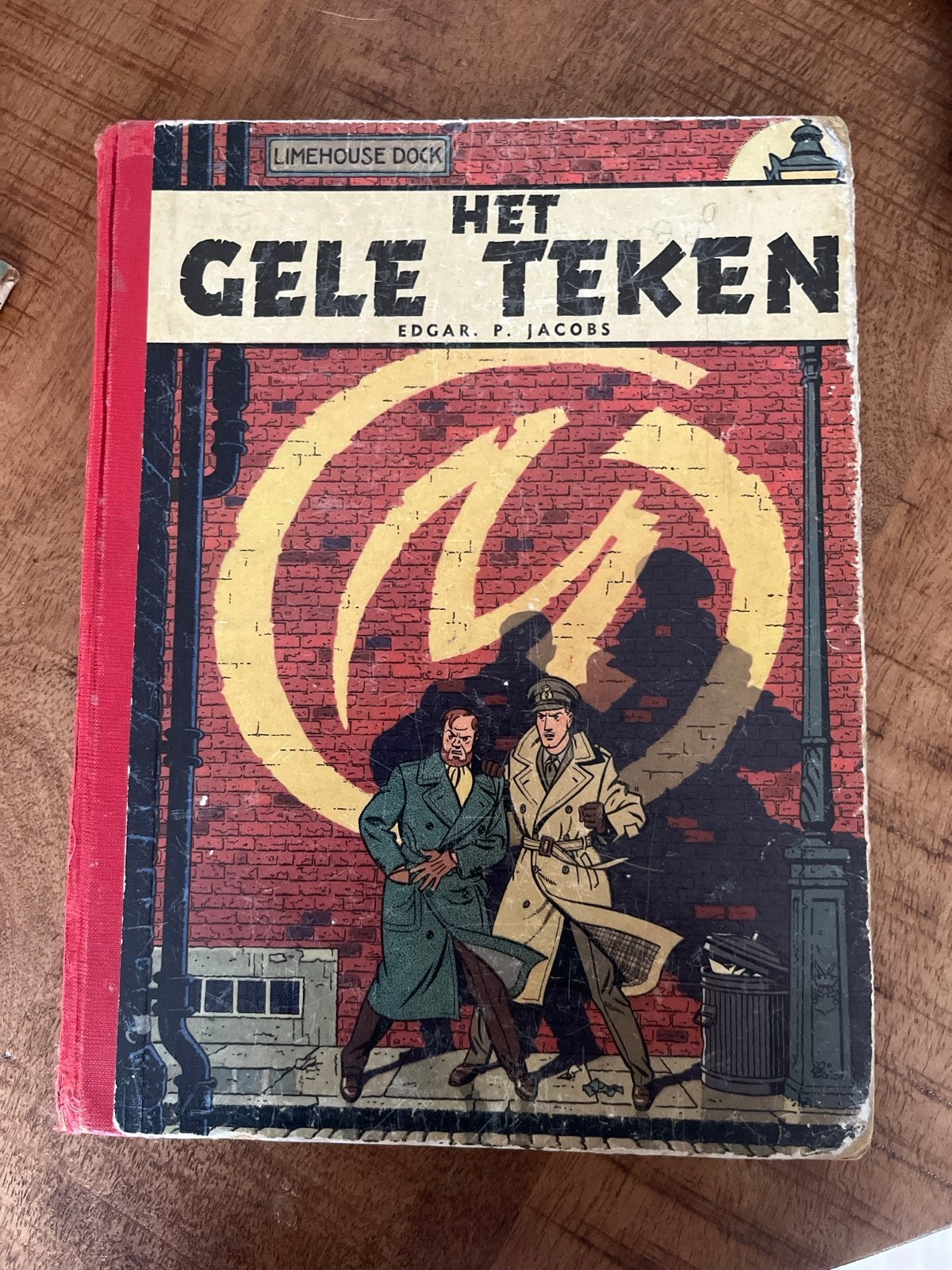 Het Gele Teken - Eerste Druk Harde Kaft, Boeken, Eén stripboek, Ophalen of Verzenden, Gelezen