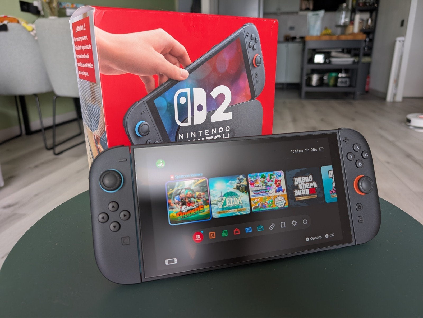 Nintendo Switch 2 Bundle (lees alles), Met 2 controllers, Ophalen of Verzenden, Zo goed als nieuw, Met harde schijf