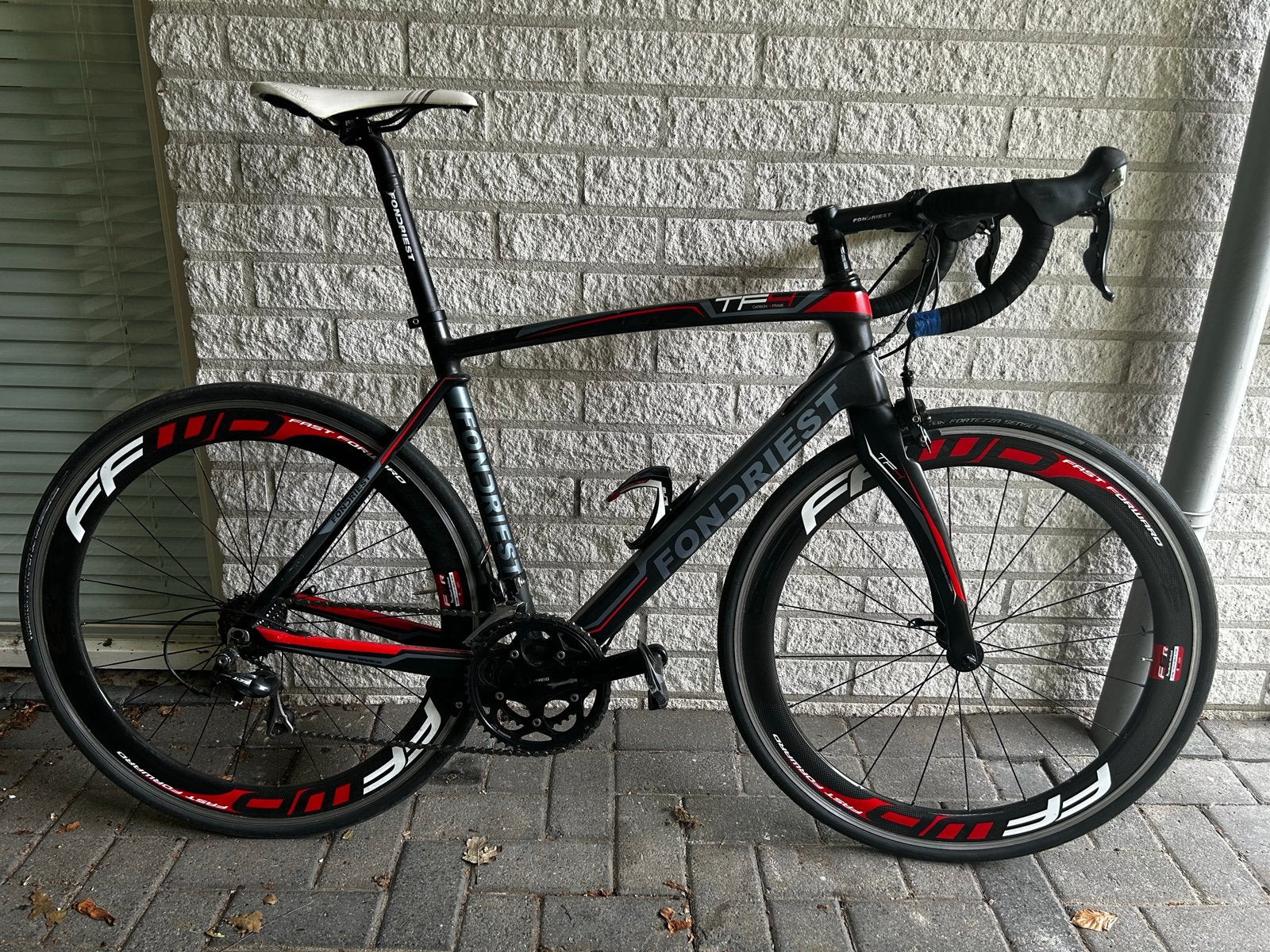 Fondriest TF4 met Shimano 105 en FastForward wielen, Fietsen en Brommers, 28 inch, Carbon, Zo goed als nieuw, 15 tot 20 versnellingen