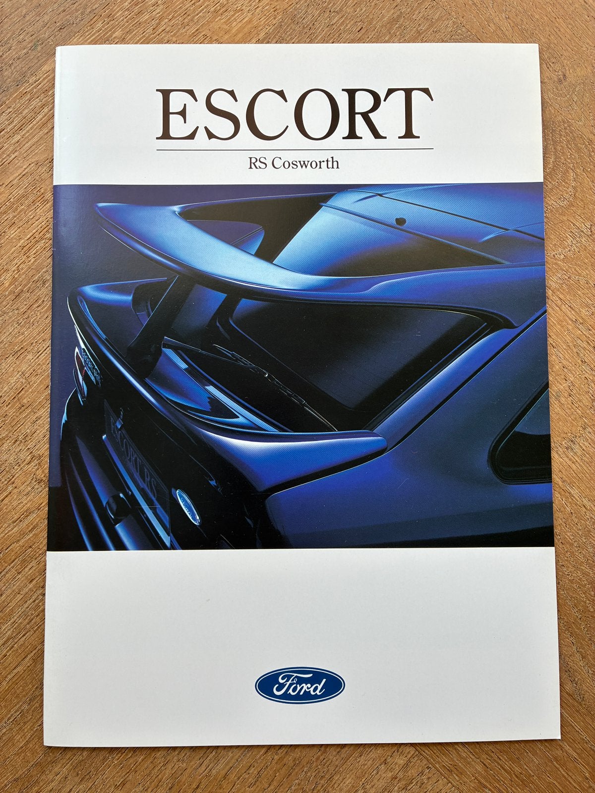 Ford Escort RS Cosworth brochure 12/92, Boeken, Auto's | Folders en Tijdschriften, Verzenden, Zo goed als nieuw, Ford