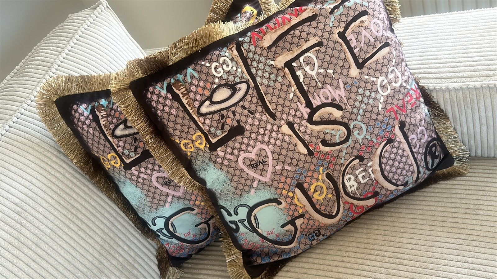 Life is gucci kussens, Ophalen of Verzenden, Zo goed als nieuw, Zwart
