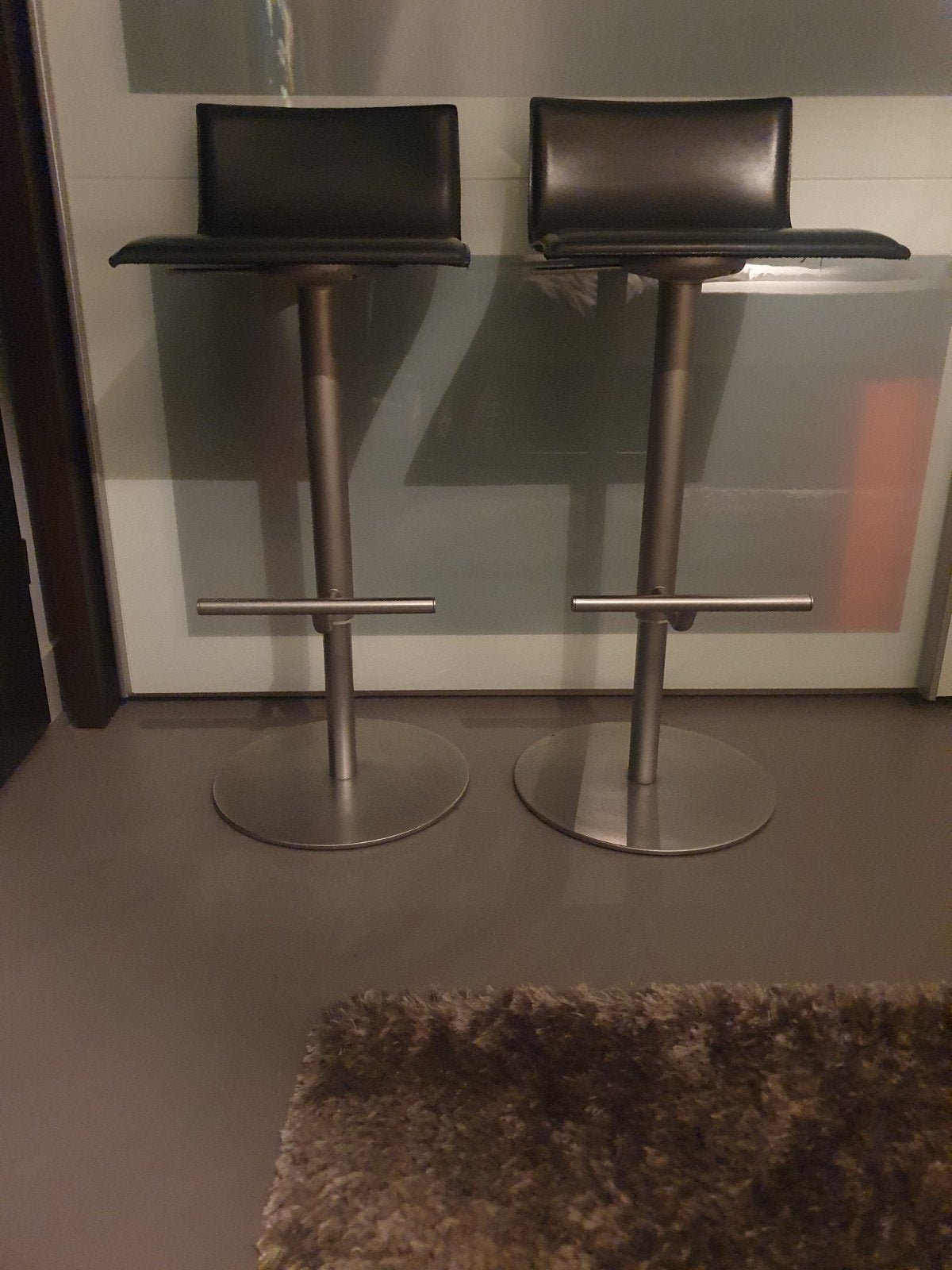 ***Originele Lapalma Thin design barkrukken(zwart&wit LEDER), 5 krukken of meer, 60 tot 90 cm, Zo goed als nieuw, In hoogte verstelbaar
