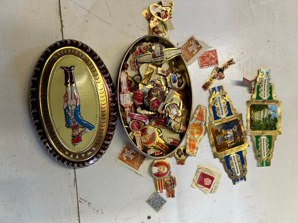 Vintage sigarenbandjes en blik, Ophalen of Verzenden, Gebruikt