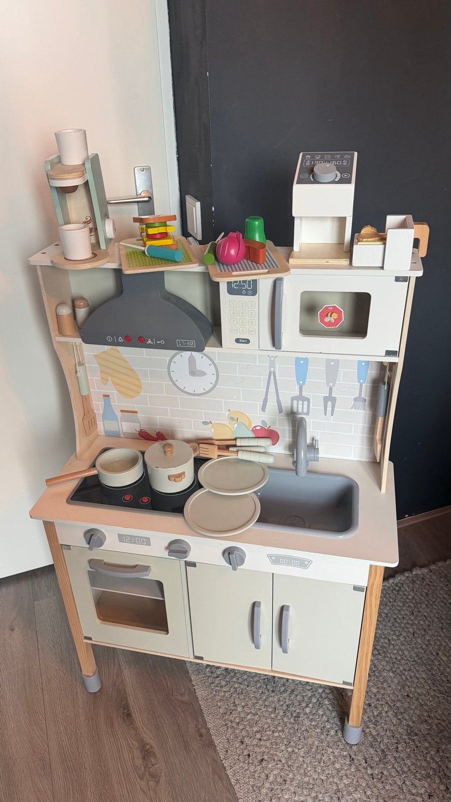 Houten speelkeuken met accessoires, Ophalen, Zo goed als nieuw, Knutselen, Met licht