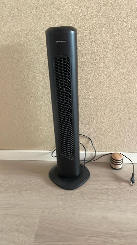 Wegens overcompleet een goed werkende ventilator, Ophalen of Verzenden, Zo goed als nieuw, Torenventilator