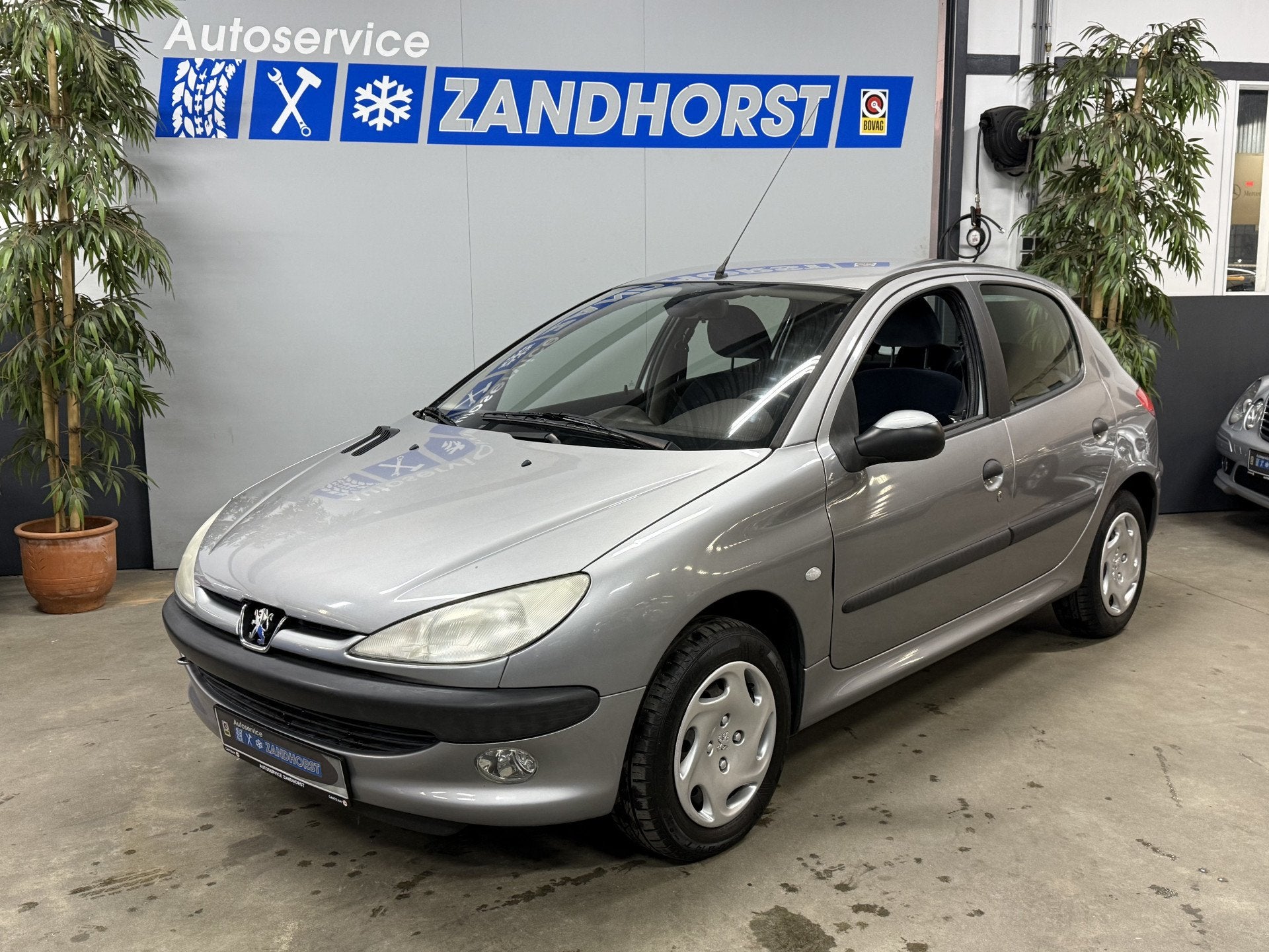 Peugeot 206 1.4 Gentry //Autom // Werkende Airco! (bj 2002), Auto's, Stof, Bedrijf, 75 pk, Blauw