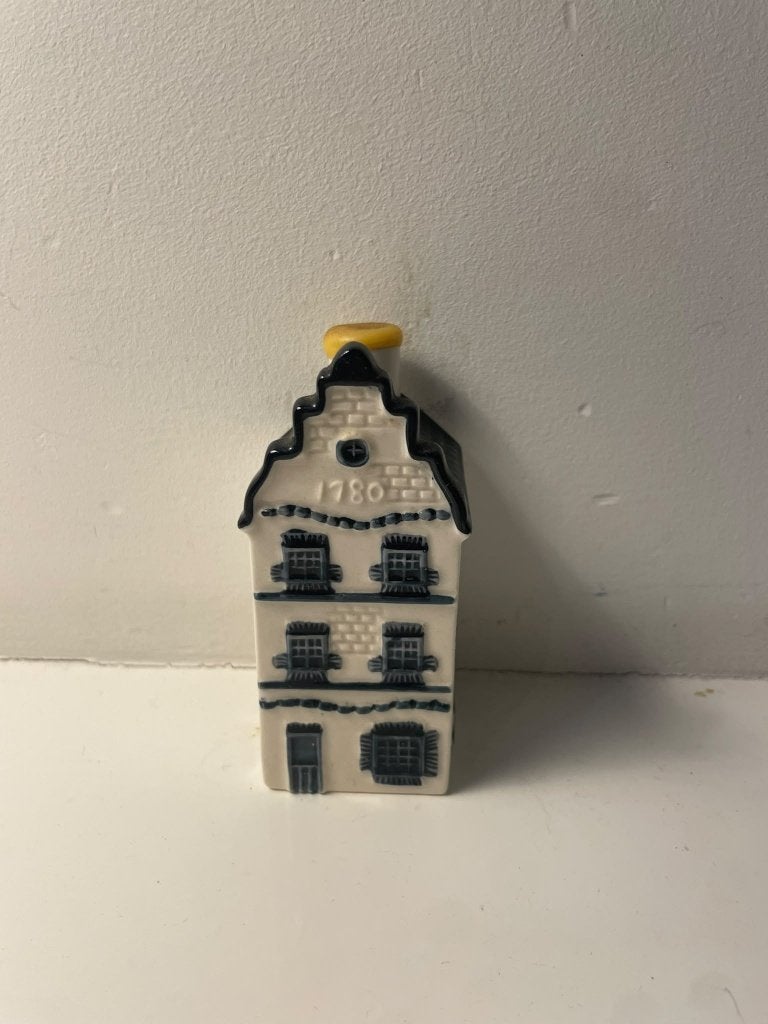 KLM huisje nummer 3, Verzenden, Zo goed als nieuw, 1 t/m 20, Gevuld