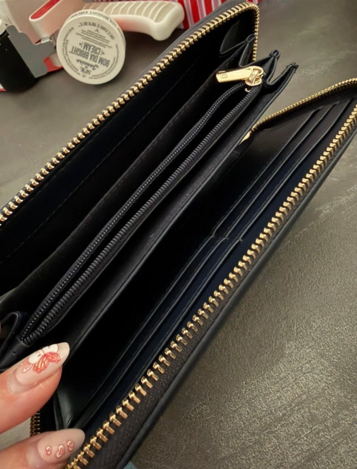Tommy Hilfiger portemonnee met rits, zwart, Sieraden, Tassen en Uiterlijk, Portemonnees, Ophalen, Zo goed als nieuw, Zwart, Overige merken