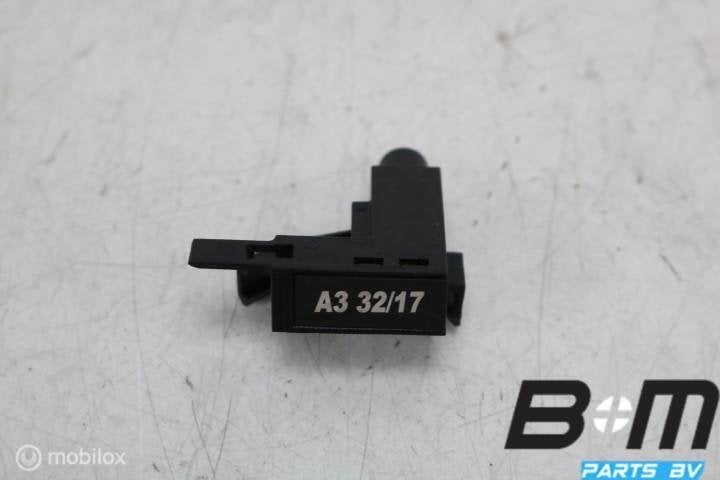 Schakelaar handrem VW Polo 2G 1J0947561, Gebruikt