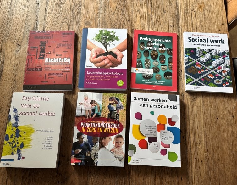 Studieboeken Social Work Associate Degree, Ophalen of Verzenden, Alpha, Zo goed als nieuw, HBO