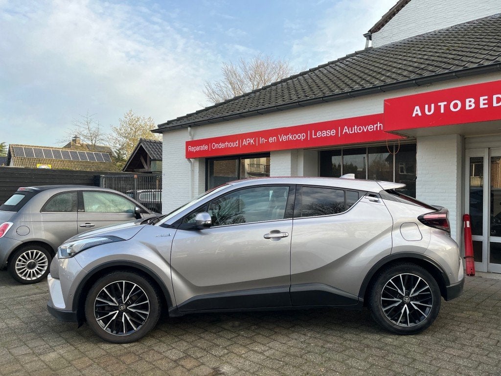 Toyota C-HR 1.8 HYBRID EXECUTIVE / NAVI / CAMERA / DAB / STO, Auto's, Euro 6, 4 cilinders, 98 pk, 26 km/l