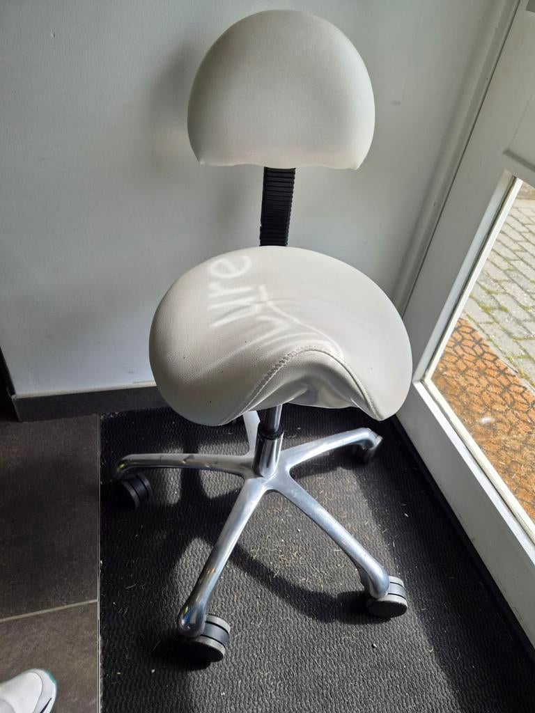In hoogte verstelbare tabouret met rugleuning, Ophalen of Verzenden