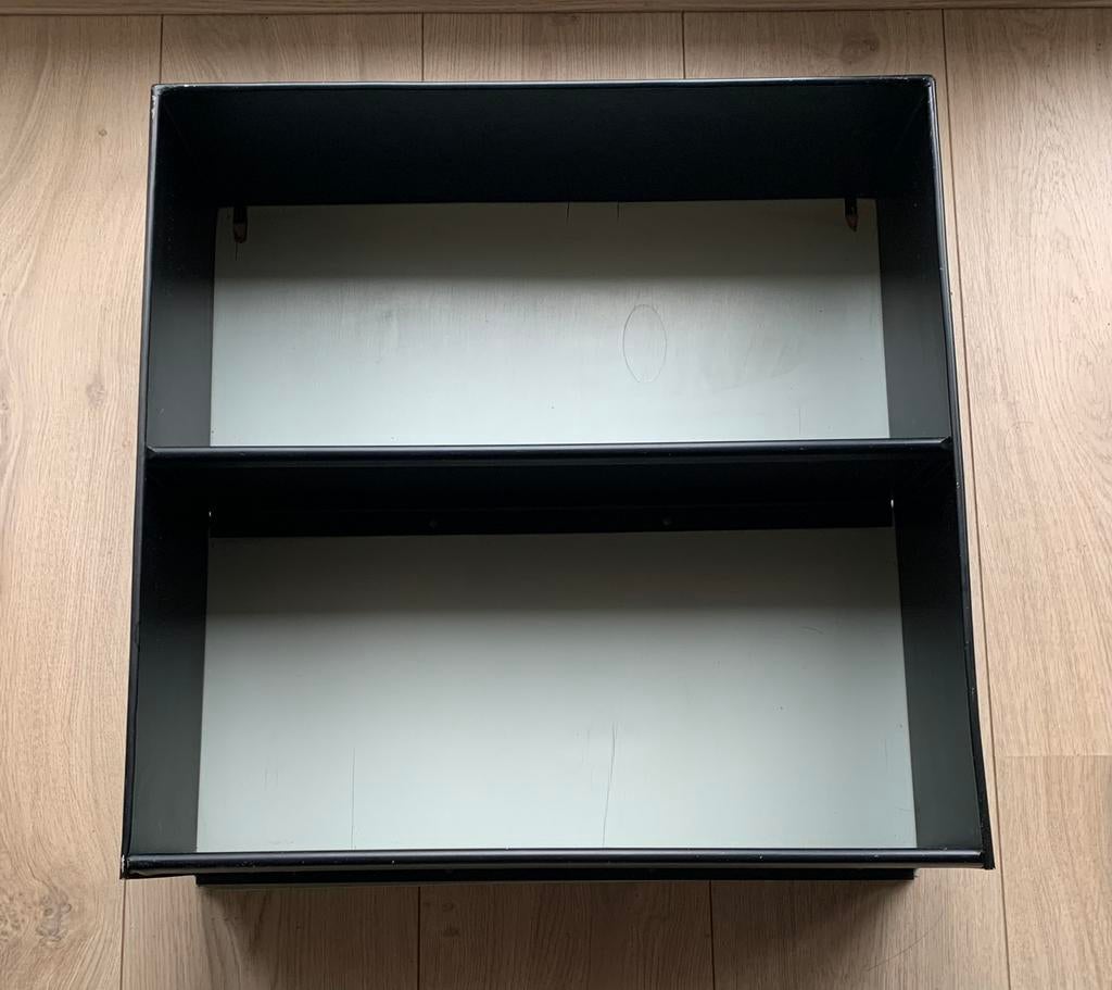 1 x Vintage Metalen Wandkast a la GISPEN CORDEMEIJER uit ’60, Huis en Inrichting, Met plank(en), Zo goed als nieuw, Minder dan 150 cm