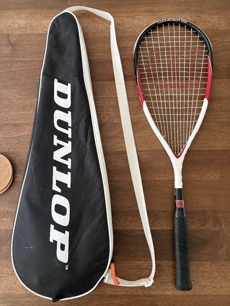 Squash racket wilson hammer 110, Sport en Fitness, Squash, Ophalen, Gebruikt, Racket, Met hoes
