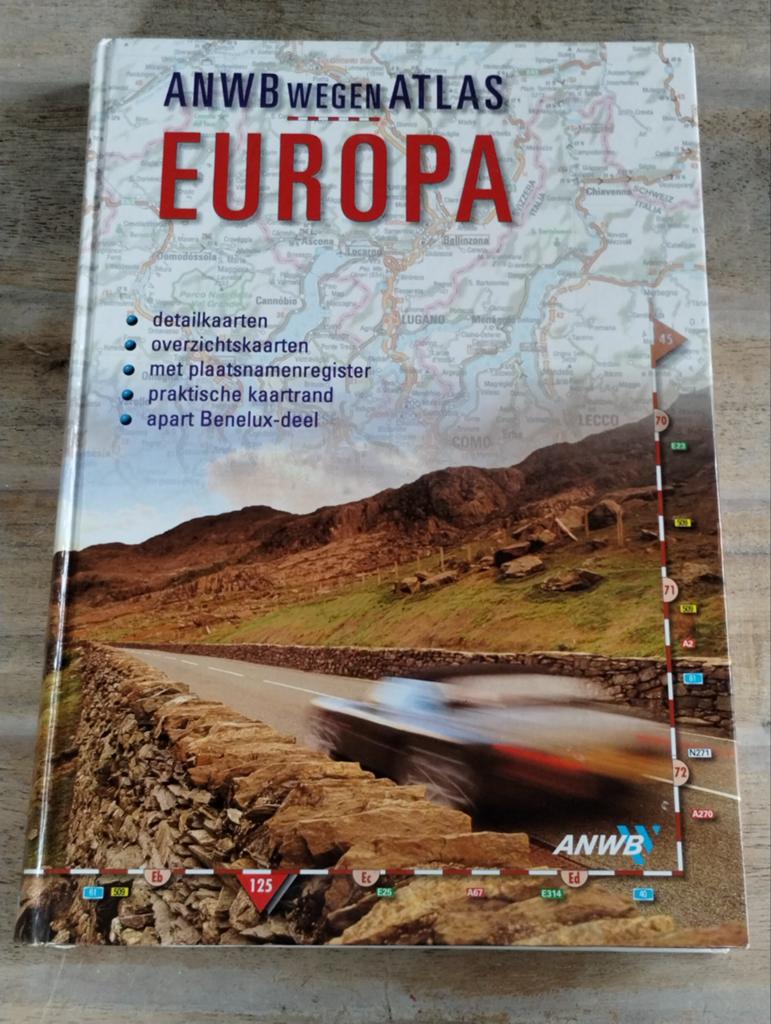 ANWB Wegenatlas Europa - Gedetailleerde wegenatlas, Boeken, Atlassen en Landkaarten, 2000 tot heden, Zo goed als nieuw, ANWB, Overige atlassen