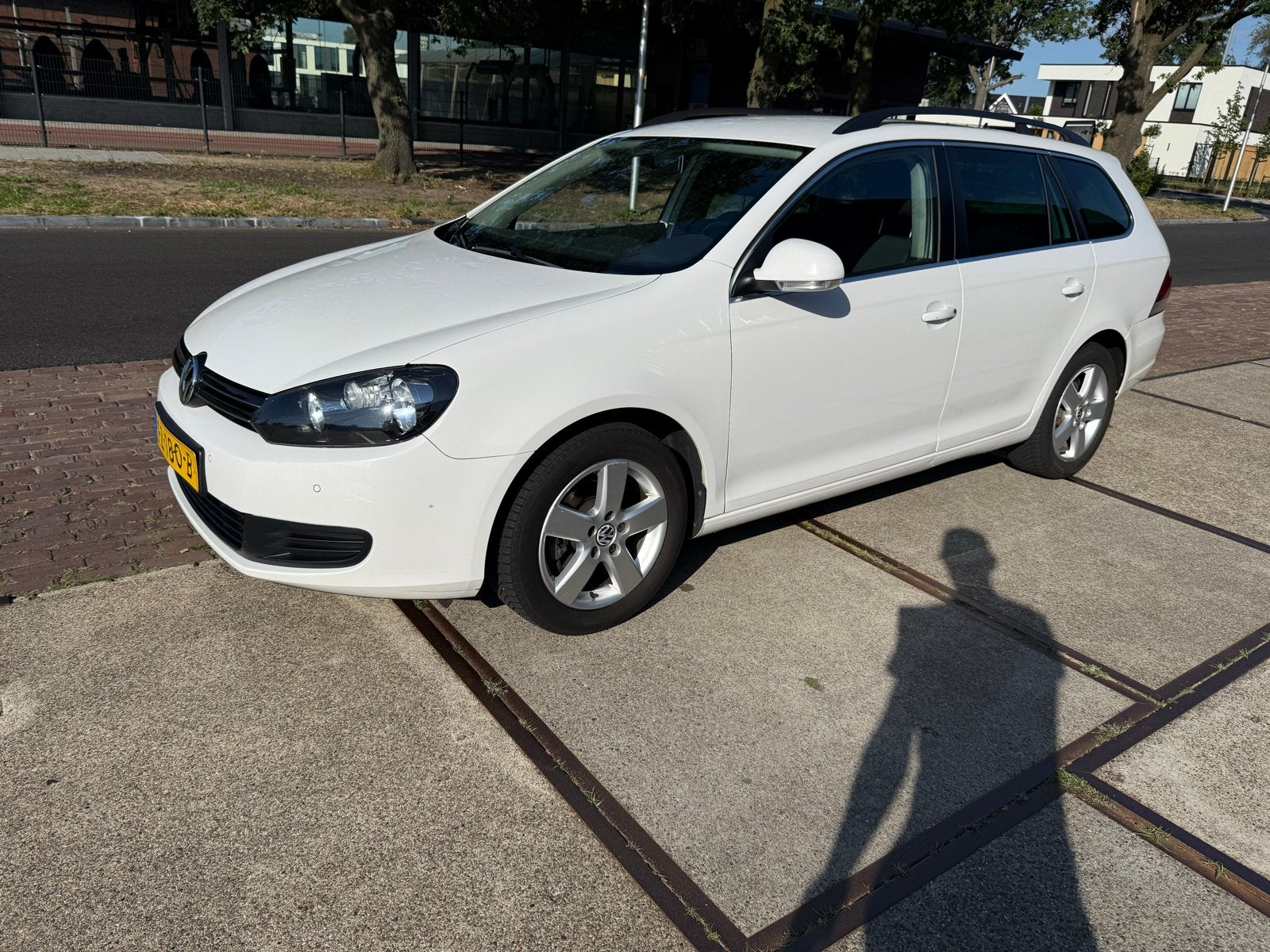 Volkswagen Golf 1.2 TSI 77KW Variant 2010 Wit, Auto's, Voorwielaandrijving, 680 kg, 4 cilinders, Wit
