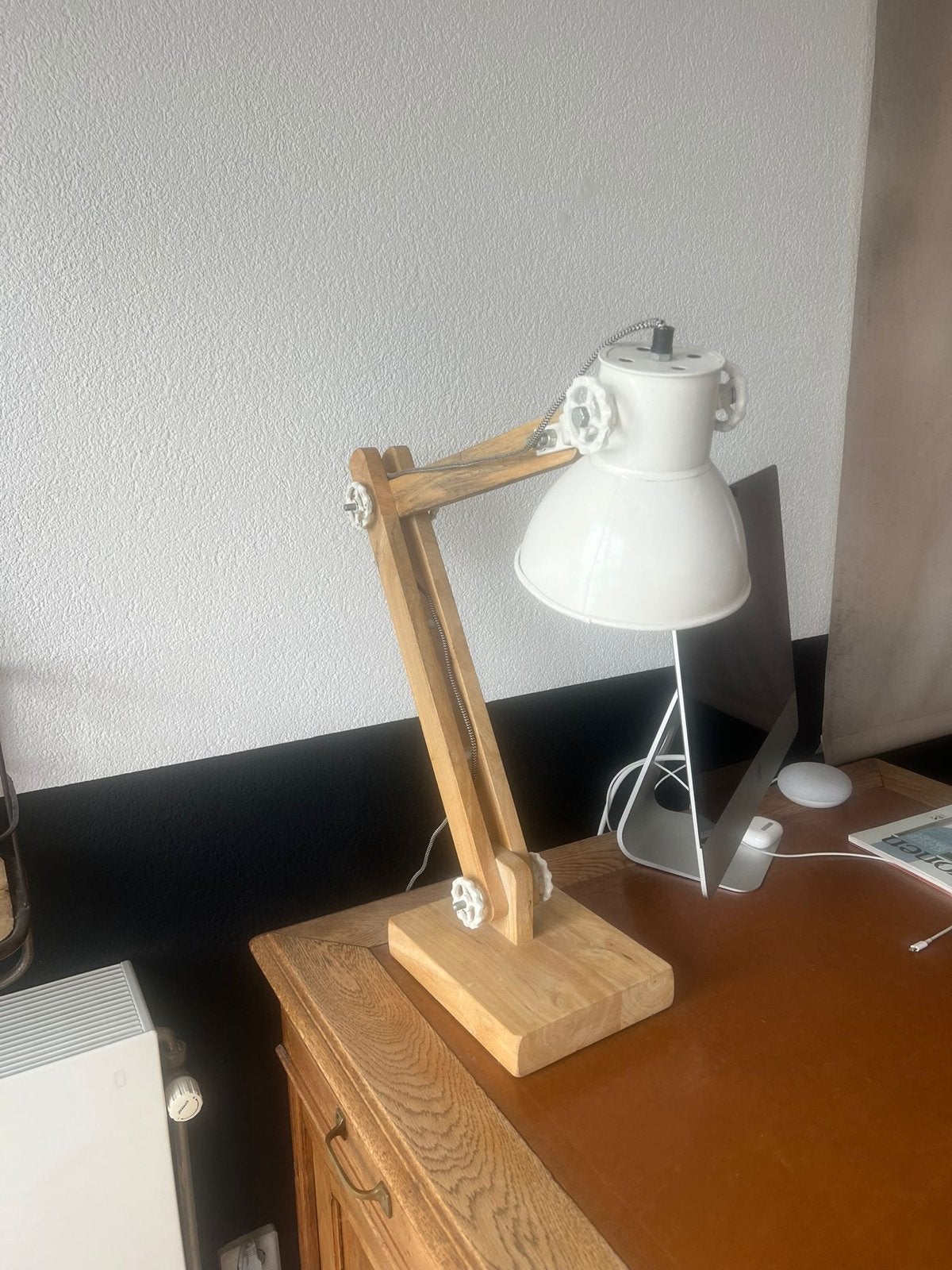 Verstelbare houten tafellamp / bureaulamp, Ophalen, Bureaulamp, Verstelbaar, Zo goed als nieuw
