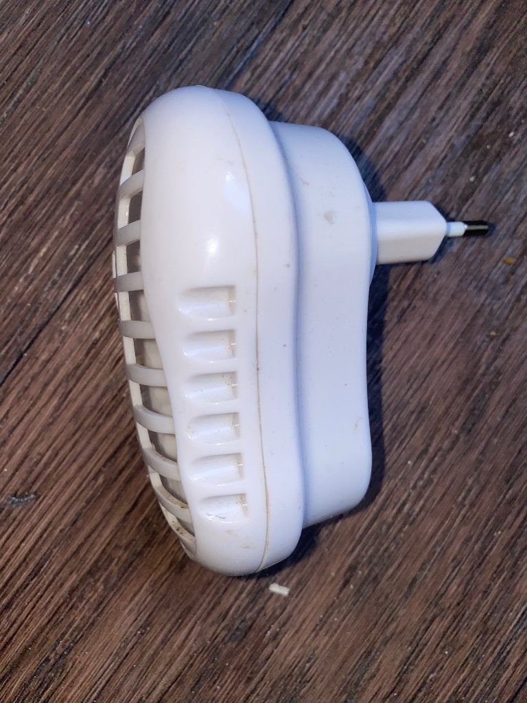 Anti muggenlamp, Overige soorten