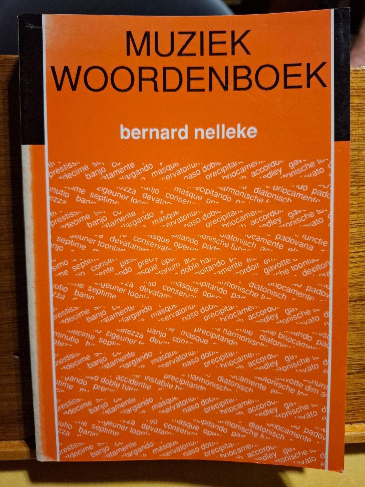 Muziek Woordenboek - Bernard Nelleke, Ophalen of Verzenden, Zo goed als nieuw, Algemeen, Bernard Nelleke