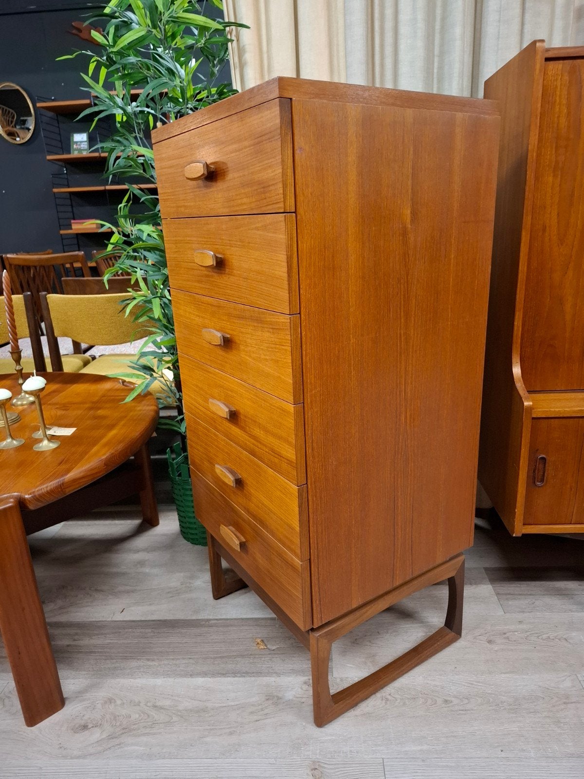 Vintage G-Plan teak mid century design wandkast wandme, Huis en Inrichting, Kasten | Ladekasten, 100 tot 150 cm, G plan, Teakhout