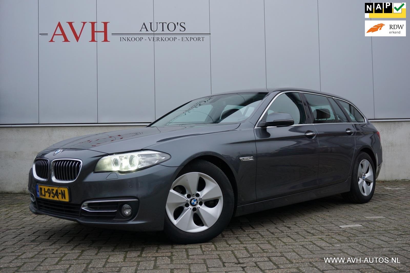 BMW 5-serie Touring 518d Luxury Edition, Auto's, BMW, Achterwielaandrijving, Euro 6, Diesel, 22 km/l