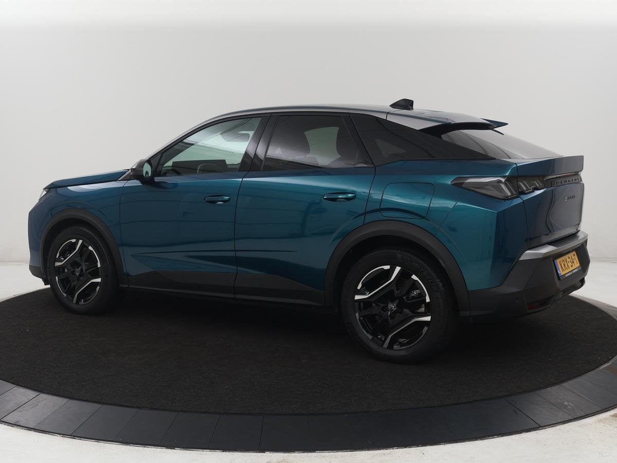 Peugeot e-3008 Allure 73 kWh | SOH 96,7% | Half leder | Adap, Auto's, 213 pk, Blauw, Leder en Stof, 36 min