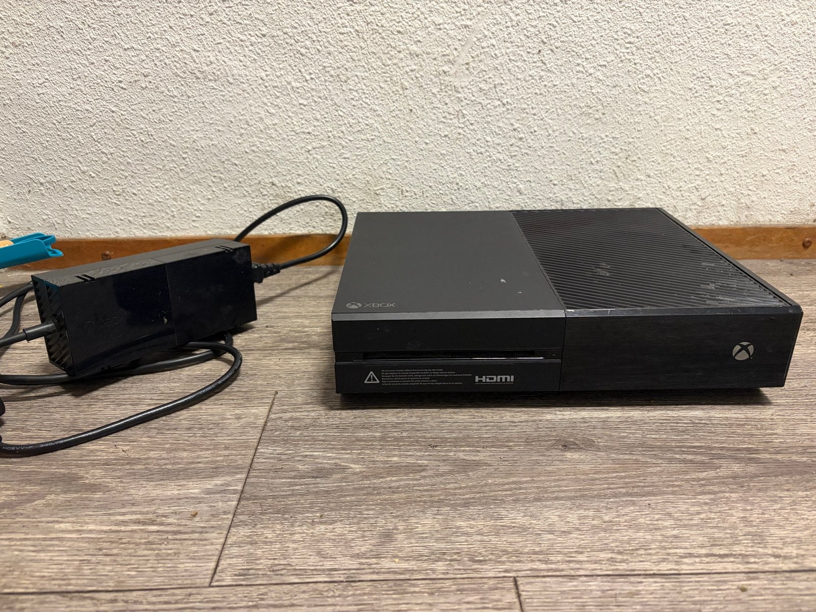 Gebruikte Xbox One - Werkt goed, uiterlijk minder, Ophalen of Verzenden, Gebruikt, Xbox One
