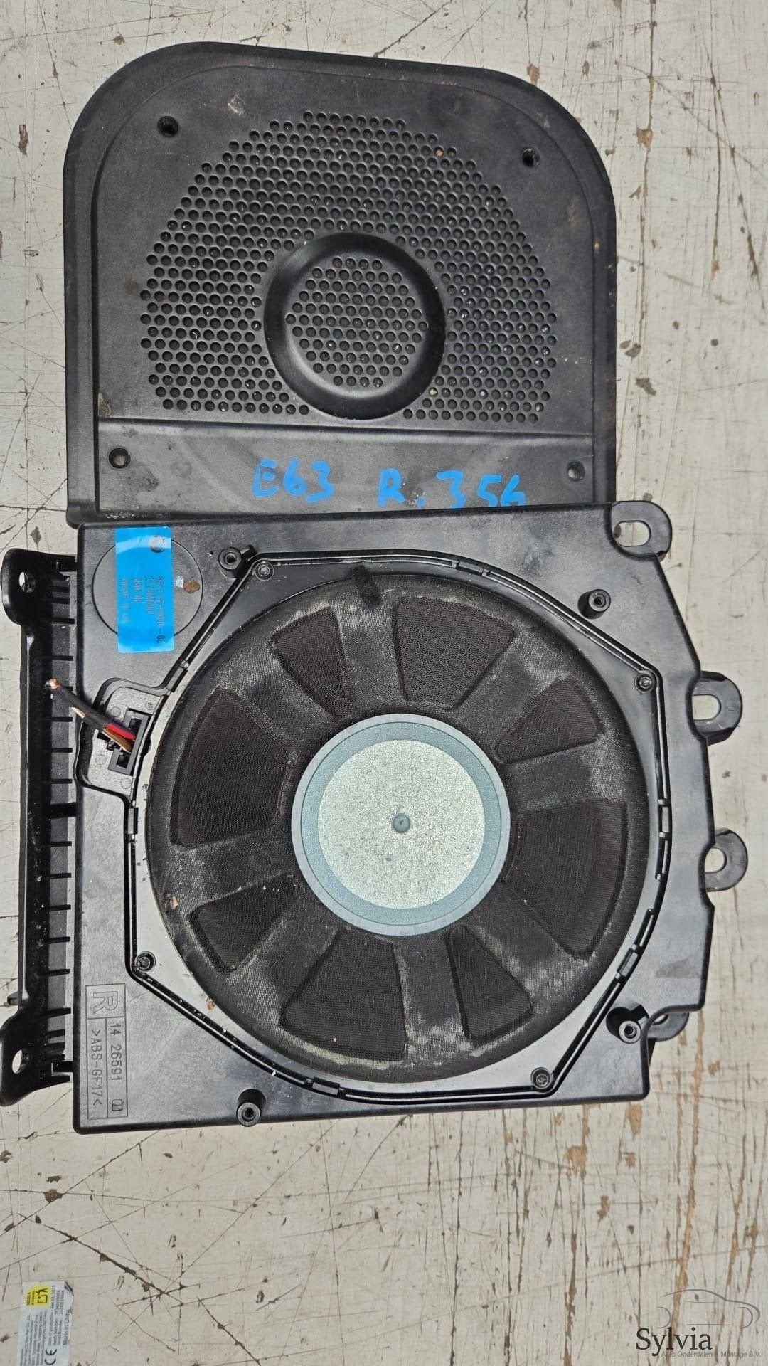 Subwoofer speaker rechts BMW 5 / 6 serie E60 E61 E63 + LCi 6, Ophalen of Verzenden, -, -, -