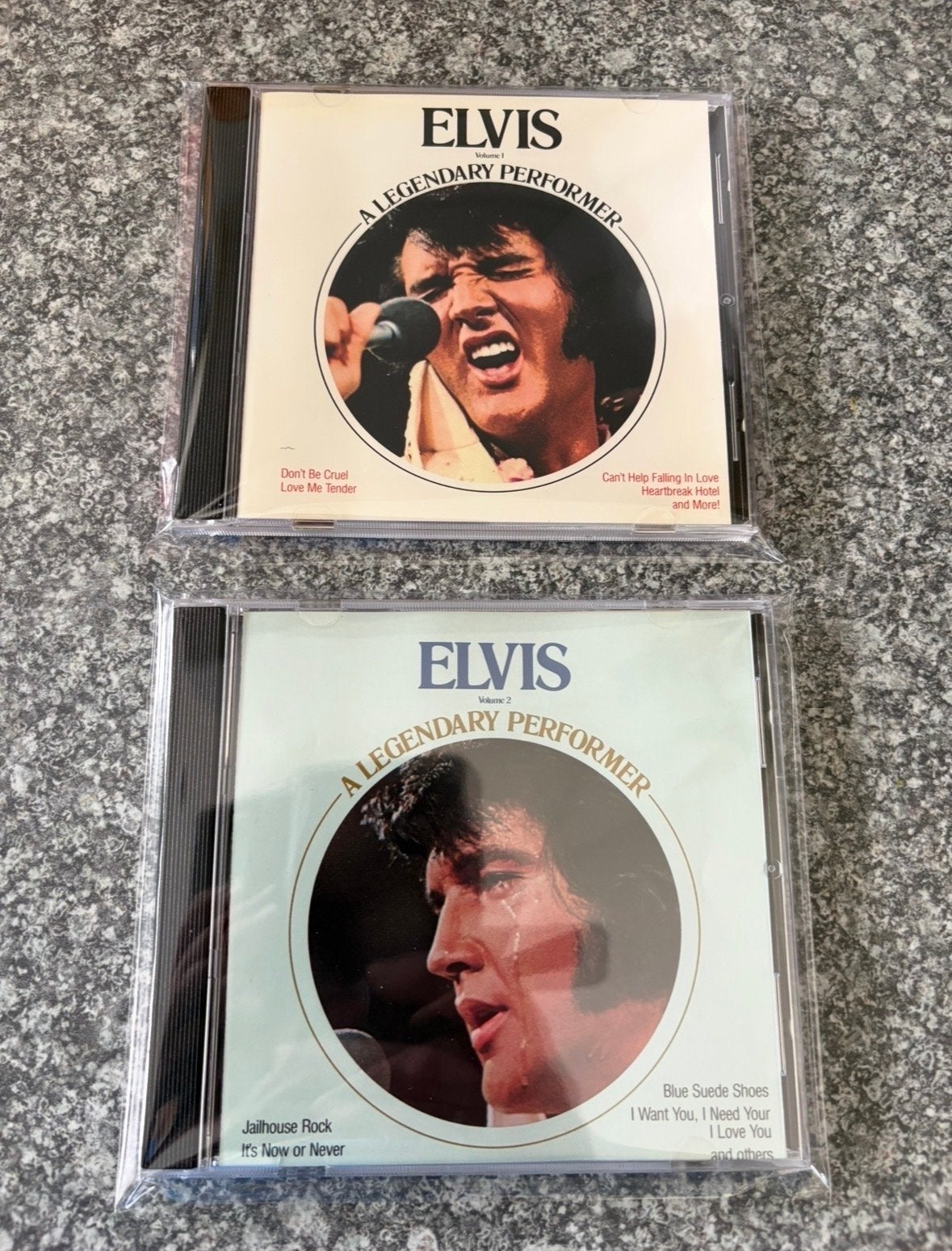 Elvis Presley A Legendary Performer Vol. 1 & 2, Pop, Ophalen of Verzenden, Zo goed als nieuw, Inclusief doosje