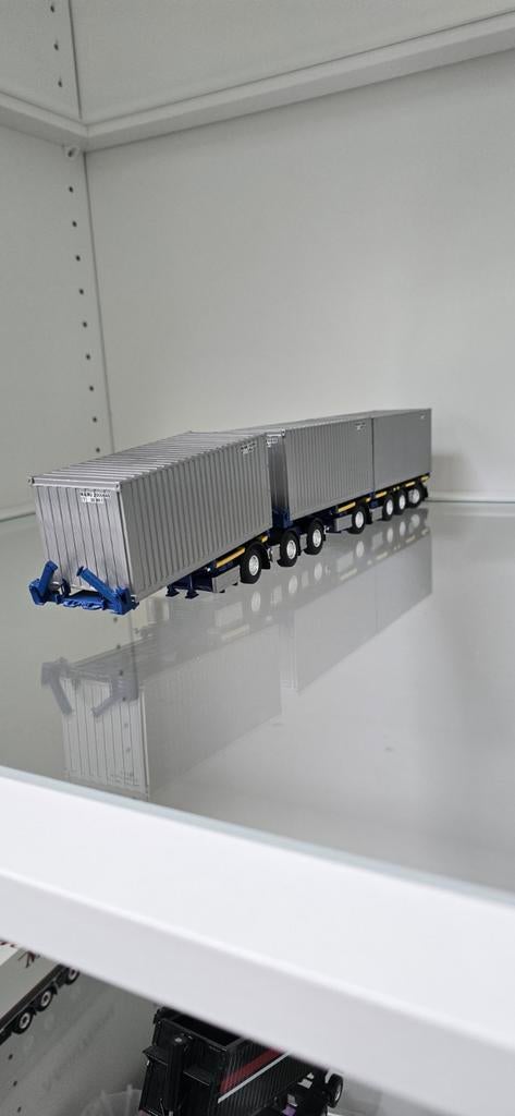 Losse LZV met 3 x 20ft containers, Ophalen of Verzenden, Gebruikt, Bus of Vrachtwagen, Lion Toys
