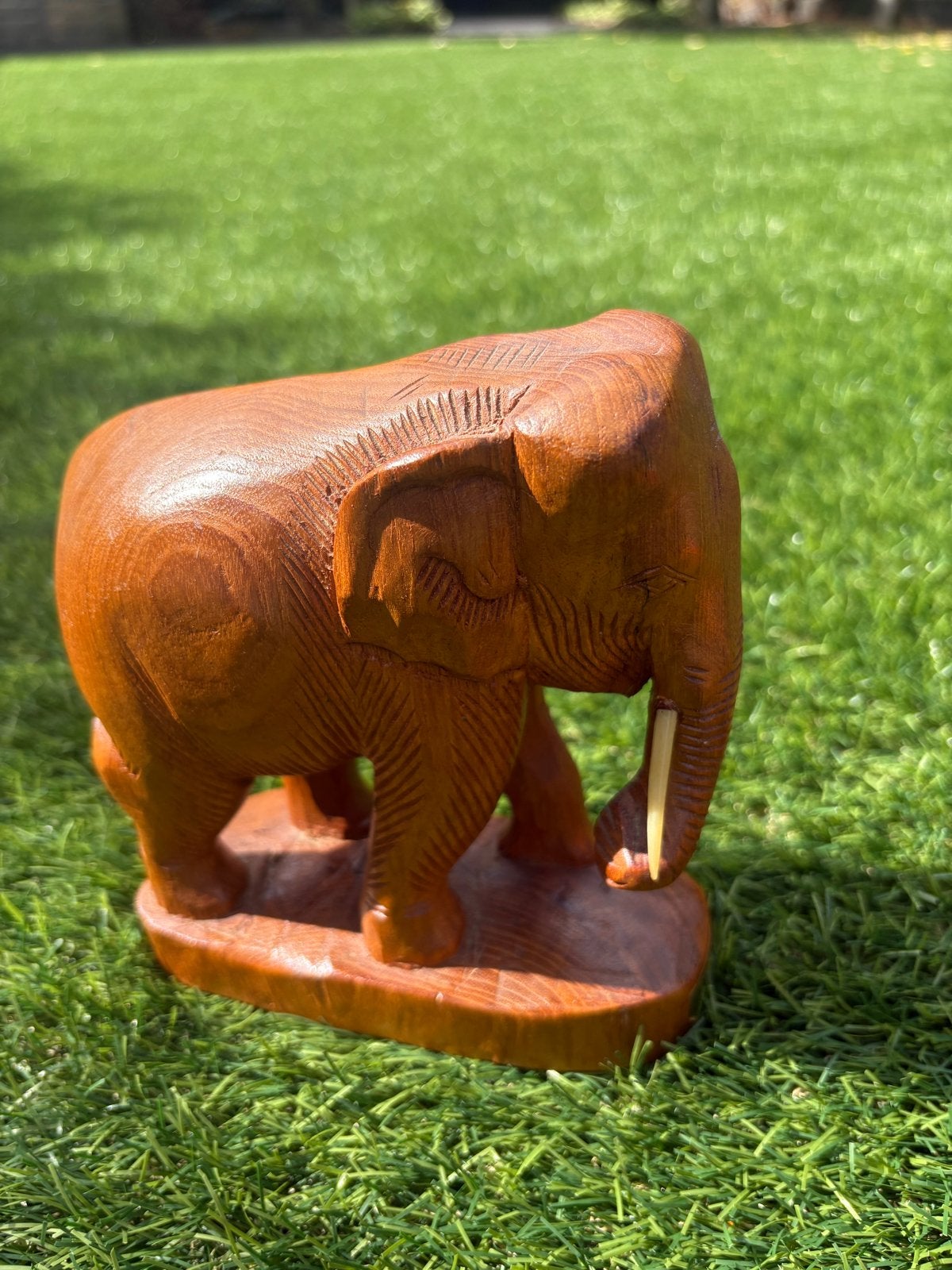 Handgemaakte Teakhouten Olifant Sculptuur uit Thailand, Antiek en Kunst, Minder dan 20 cm, Ophalen of Verzenden, Beeld, Hout