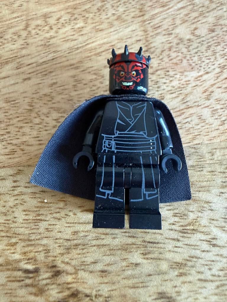 Lego Star Wars Darth Maul printed legs with cape, Star Wars, Lego, Ophalen of Verzenden, Zo goed als nieuw