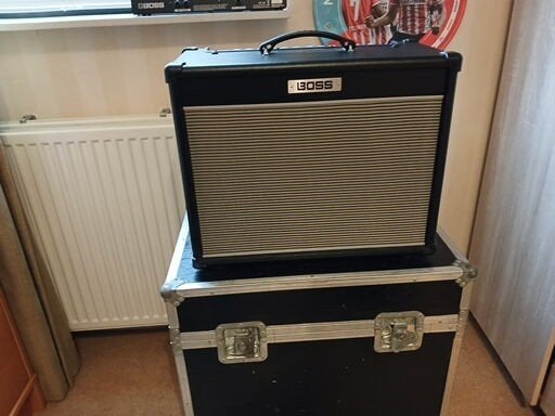 boss nextone stage gitaarversterker incl.foot switch, Ophalen, Zo goed als nieuw