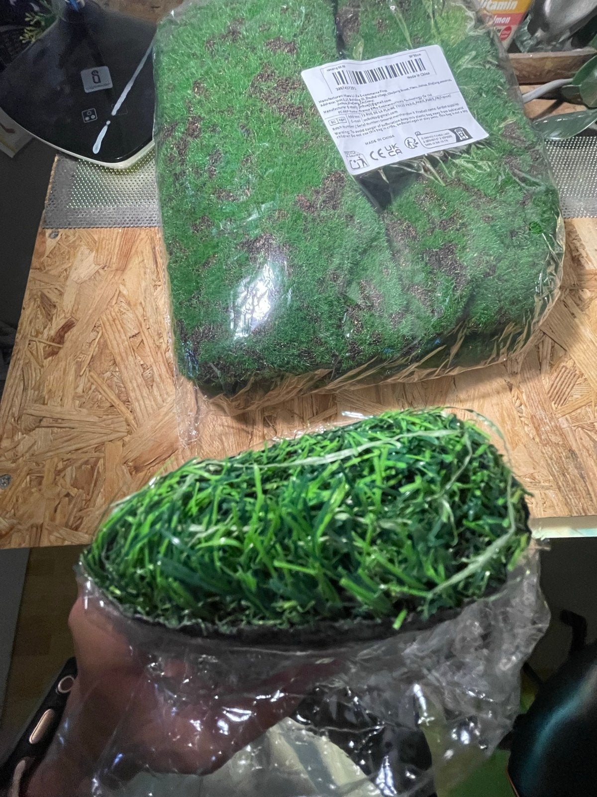 Nep gras en mos voor knutselen of miniatuur, Ophalen of Verzenden, Nieuw, Minder dan 10 m², Kunstgras