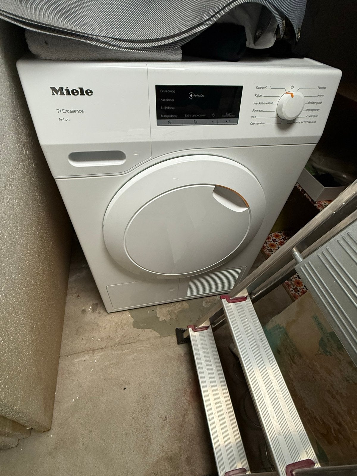 Miele T1 Excellence Active wasdroger, Ophalen, 8 tot 10 kg, Zo goed als nieuw, Voorlader