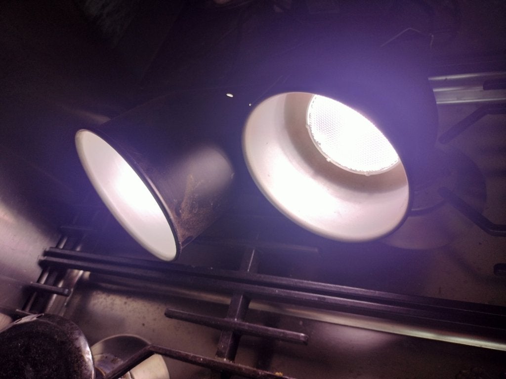 Armaturen en warmtelamp / UV lamp, Ophalen, Zo goed als nieuw, Verlichting
