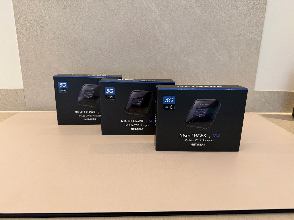 NETGEAR Nighthawk M3 MH3150 - Mifi Router - 5G - WiFi 6, Computers en Software, Routers en Modems, Ophalen of Verzenden, Nieuw