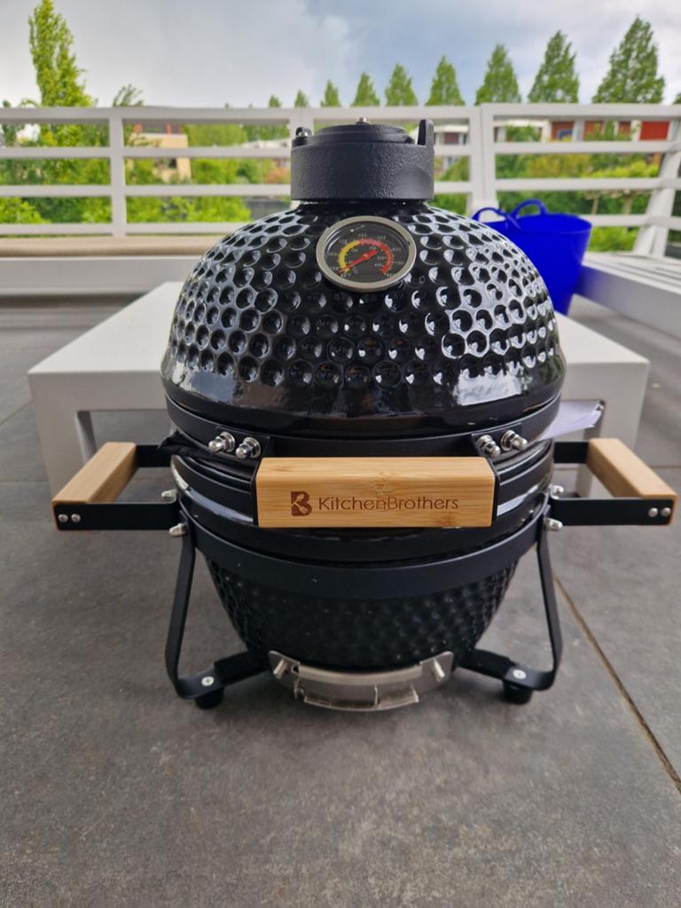 KitchenBrothers 13 inch Kamado Barbecue - nieuw, Tuin en Terras, Houtskoolbarbecues, Ophalen, Nieuw, KitchenBrothers