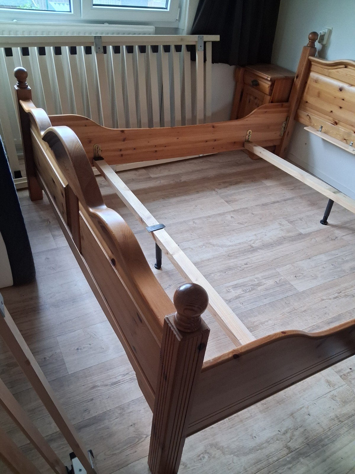 2 persoonsbed grenen 180 x 200, Ophalen