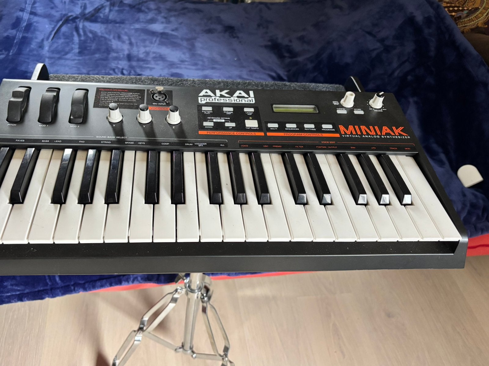 Akai Miniak 37 key Virtual Analog Synthesizer Vocoder, Muziek en Instrumenten, Synthesizers, Ophalen of Verzenden, Zo goed als nieuw