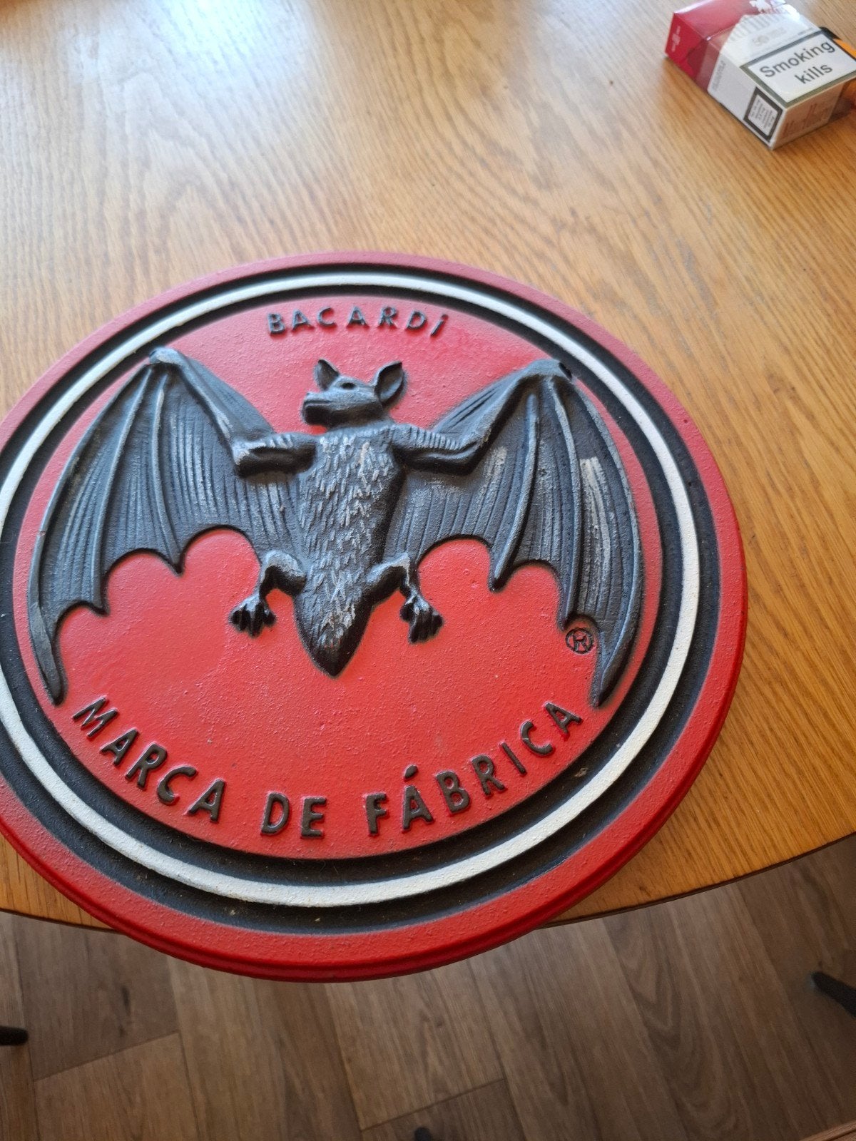 Bacardi Reclamebord - Gietijzeren Vleermuis Logo, Ophalen of Verzenden, Reclamebord