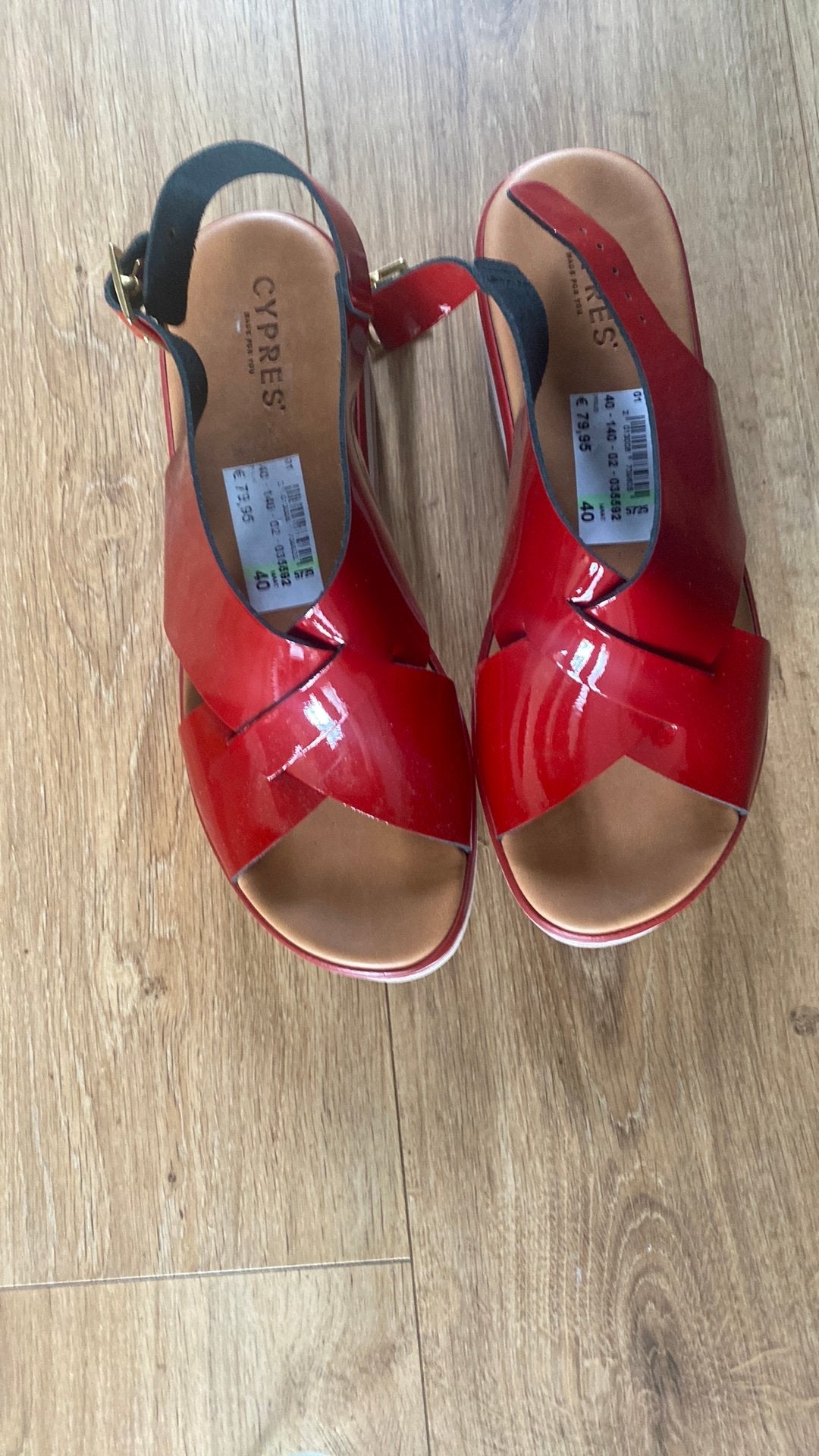 cypres, Ophalen, Sandalen of Muiltjes, Zo goed als nieuw, Rood